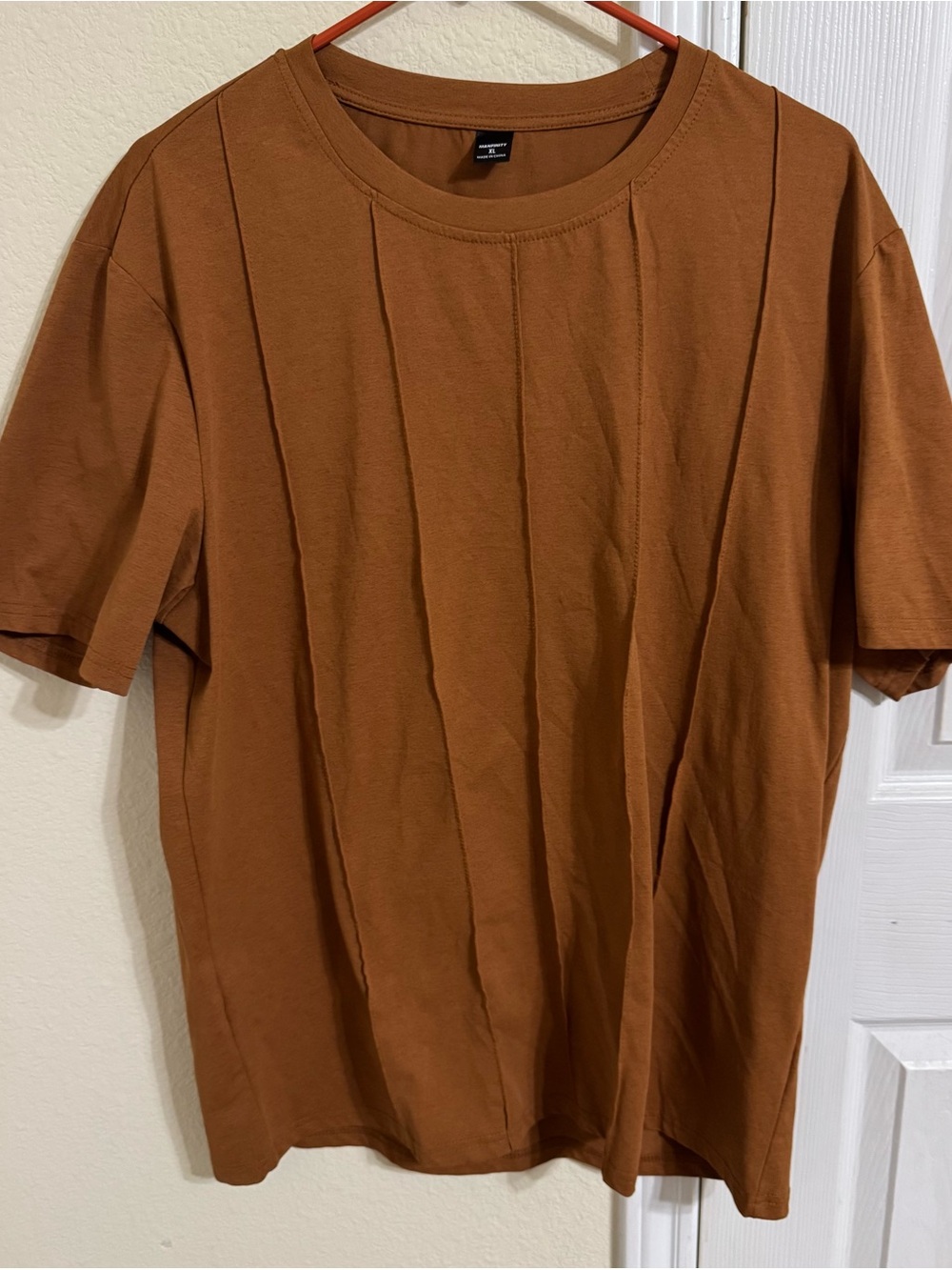 Men's Casual Crewneck T-Shirt in Brown